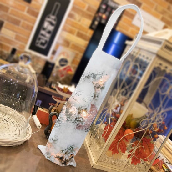 Poignées robustes pour un transport confortable et pratique.