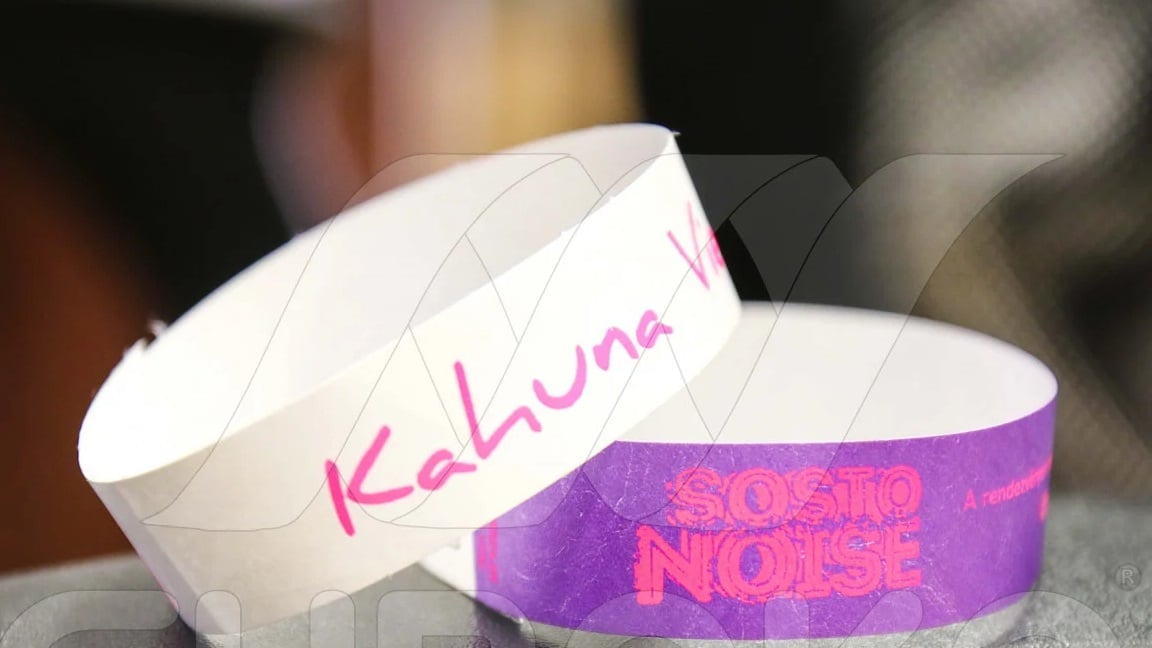 Bracelets Tyvek authentiques : durables, imperméables et sécurisés.