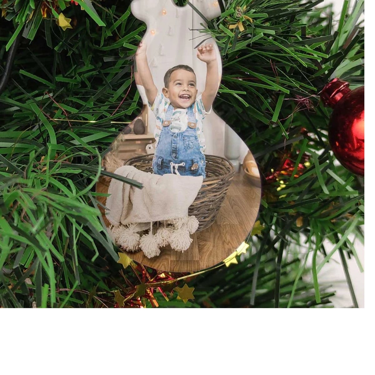 Créez votre bonhomme de neige unique avec vos photos préférées.