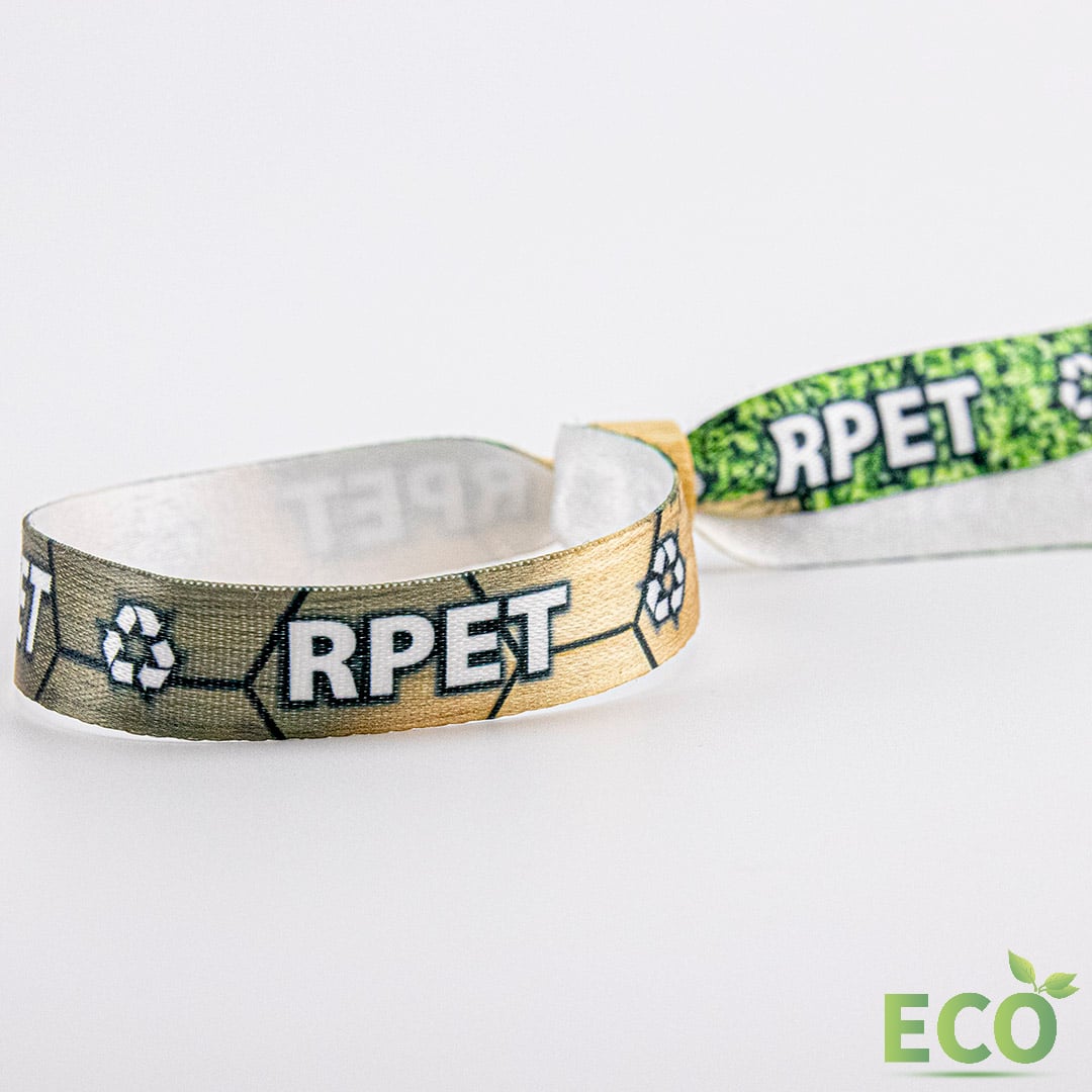 Tissu RPET résistant et imperméable pour un port longue durée.