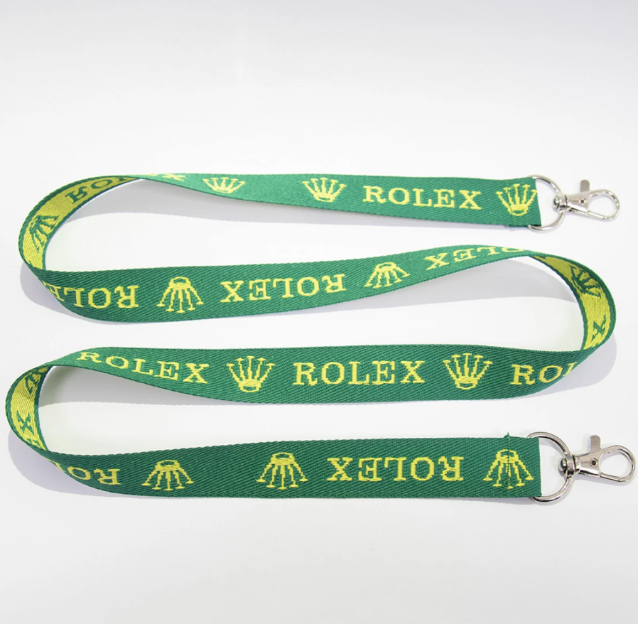 Système double crochet pour une polyvalence maximale au quotidien.