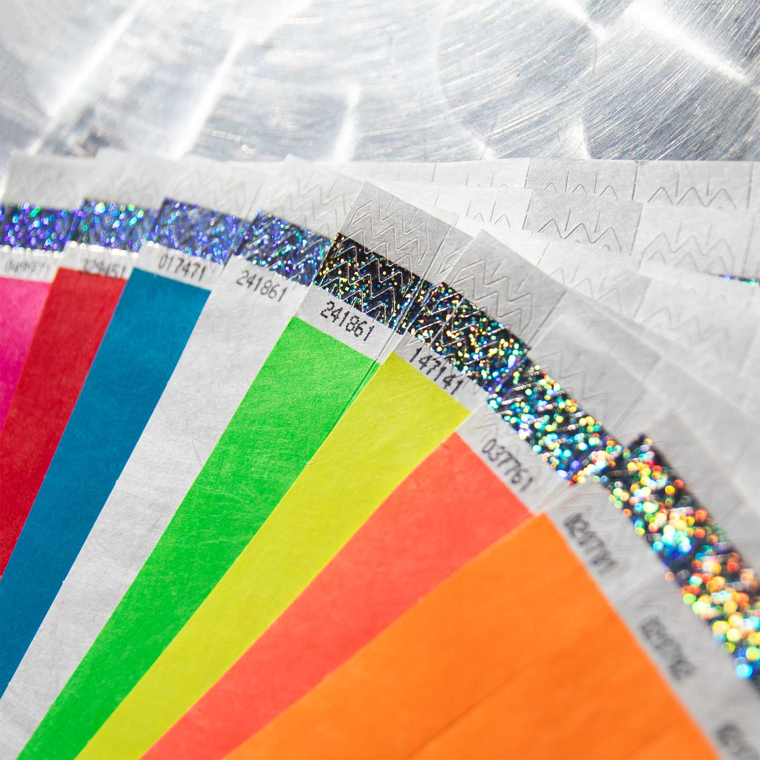 Nine vibrant colors for easy event organization