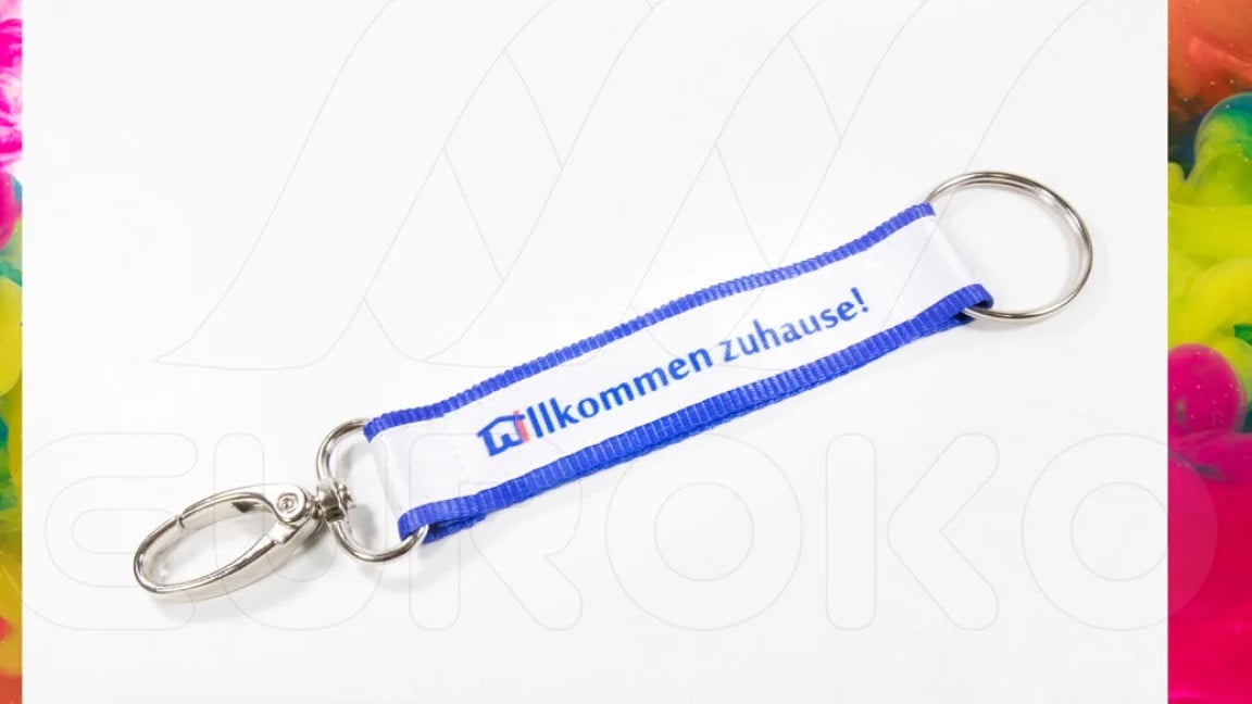 Équipé de mousqueton et anneau métalliques de qualité professionnelle.