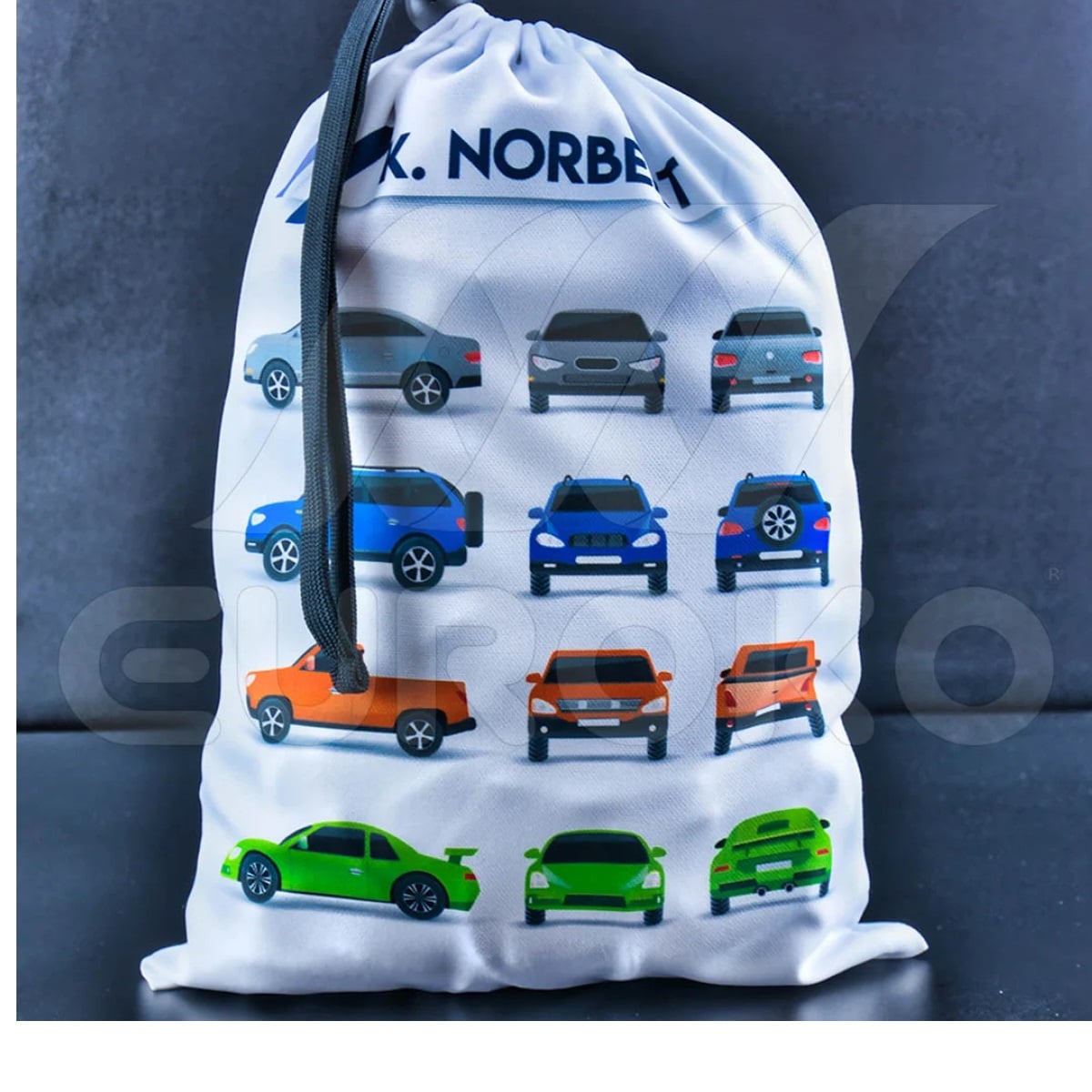 Tissu certifié OEKO-TEX® doux et sûr pour la peau sensible des enfants.