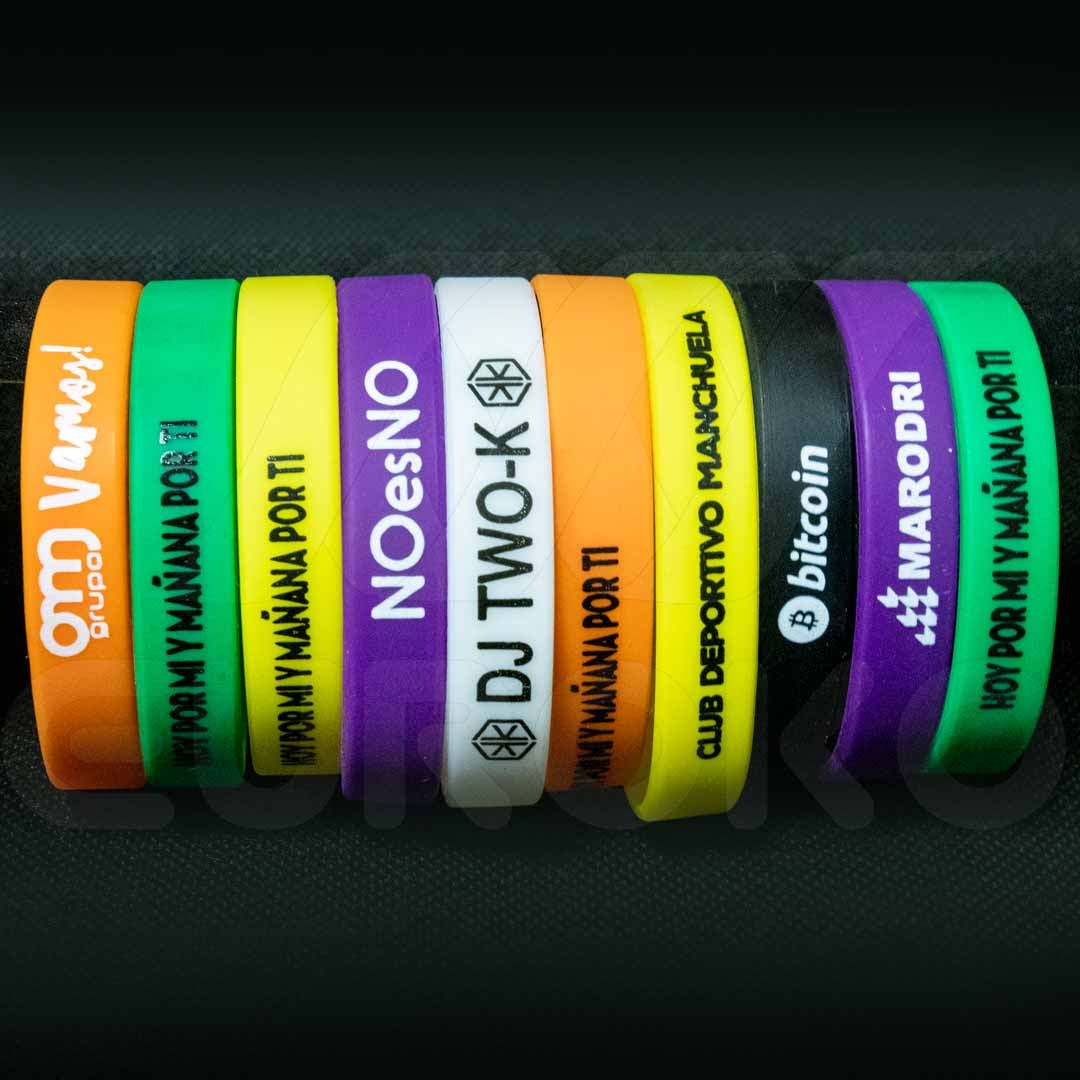 Choisissez parmi 14 couleurs vibrantes pour votre identité visuelle.