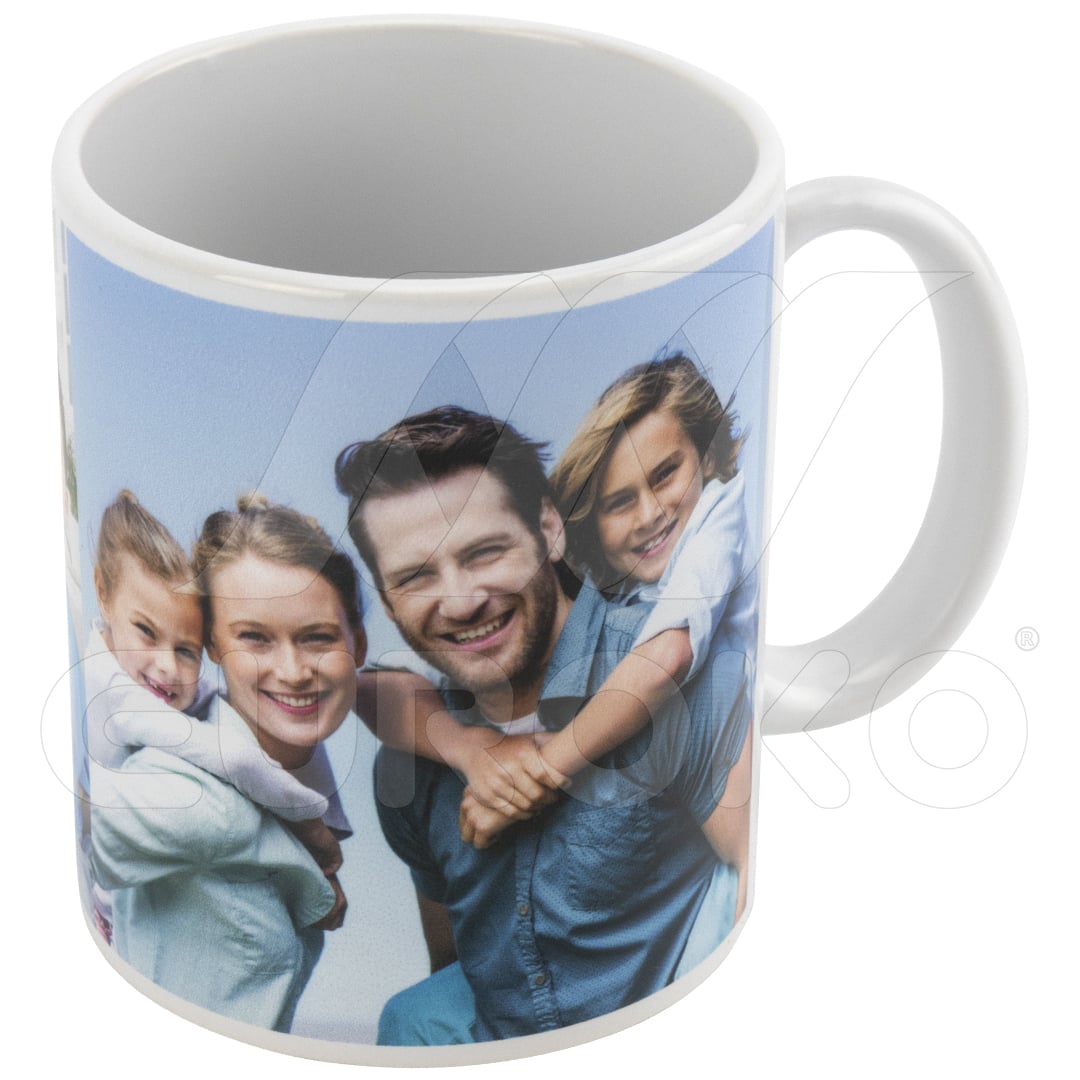 Créez votre mug unique avec vos photos de famille préférées.