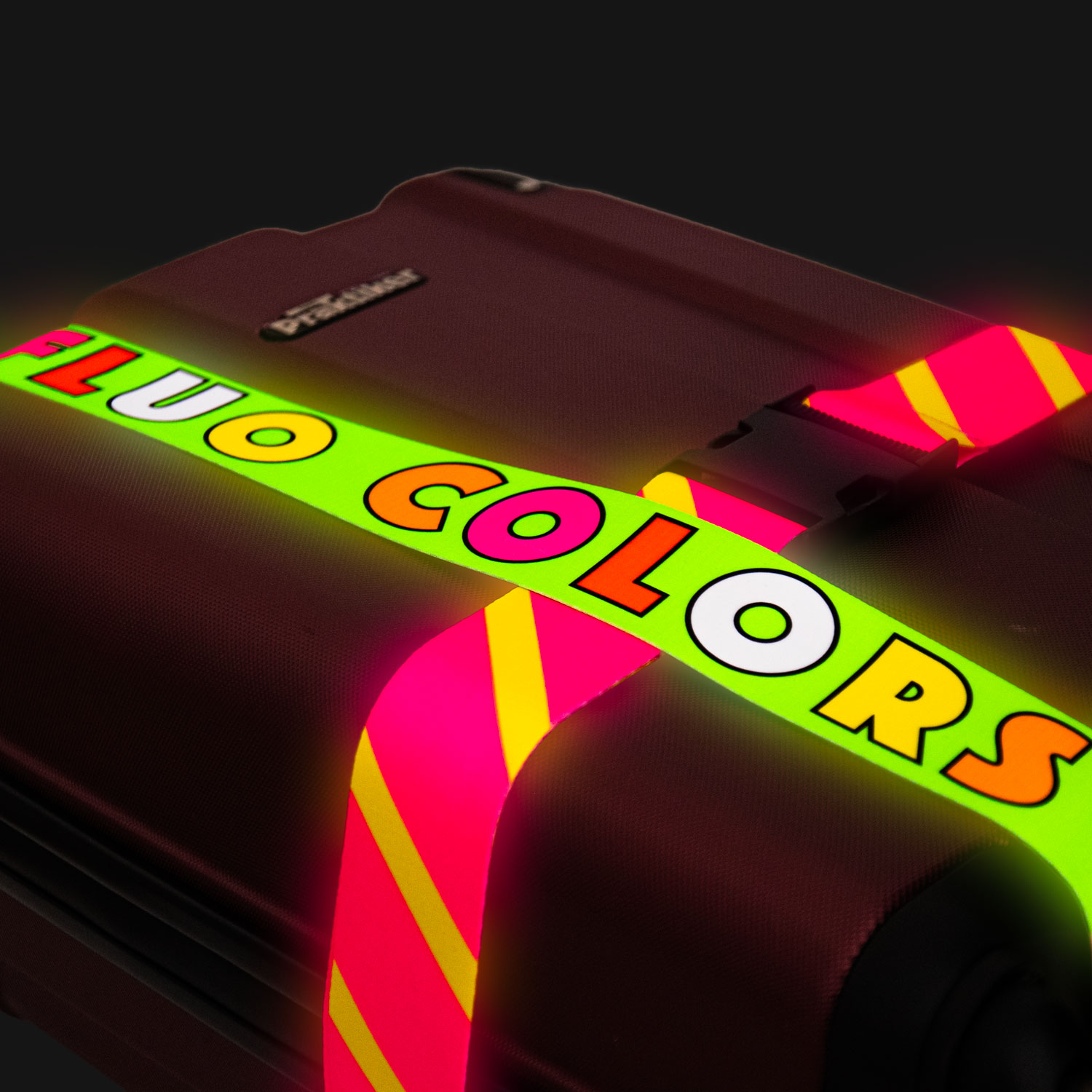 Repérez vos bagages instantanément grâce aux couleurs fluo éclatantes.