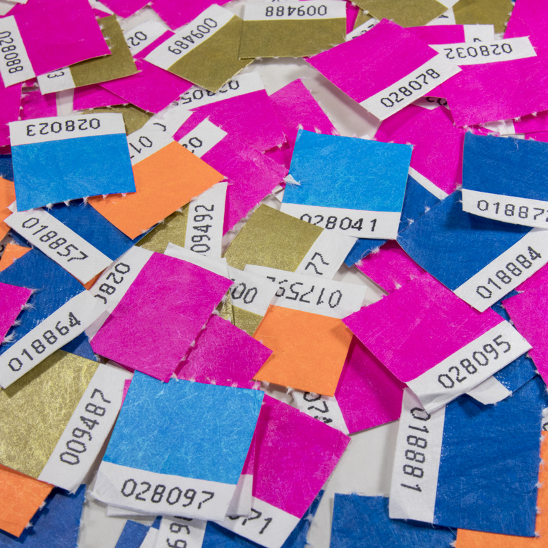 10 couleurs éclatantes pour identifier facilement vos participants.