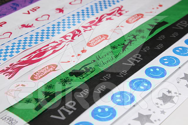 Plus de 27 motifs professionnels prêts à l'emploi pour tous vos besoins.