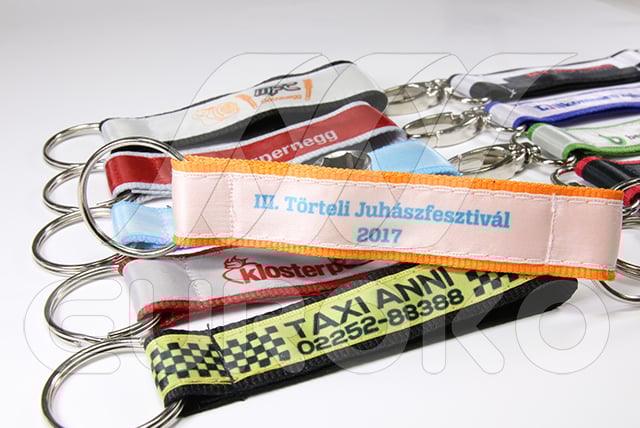 SPECIÁL KÉTRÉTEGŰ KULCSTARTÓK SPECIÁL KÉTRÉTEGŰ KULCSTARTÓK